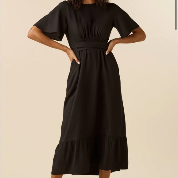 VETTA flutter sleeve wrap dress - Picture 2 of 9